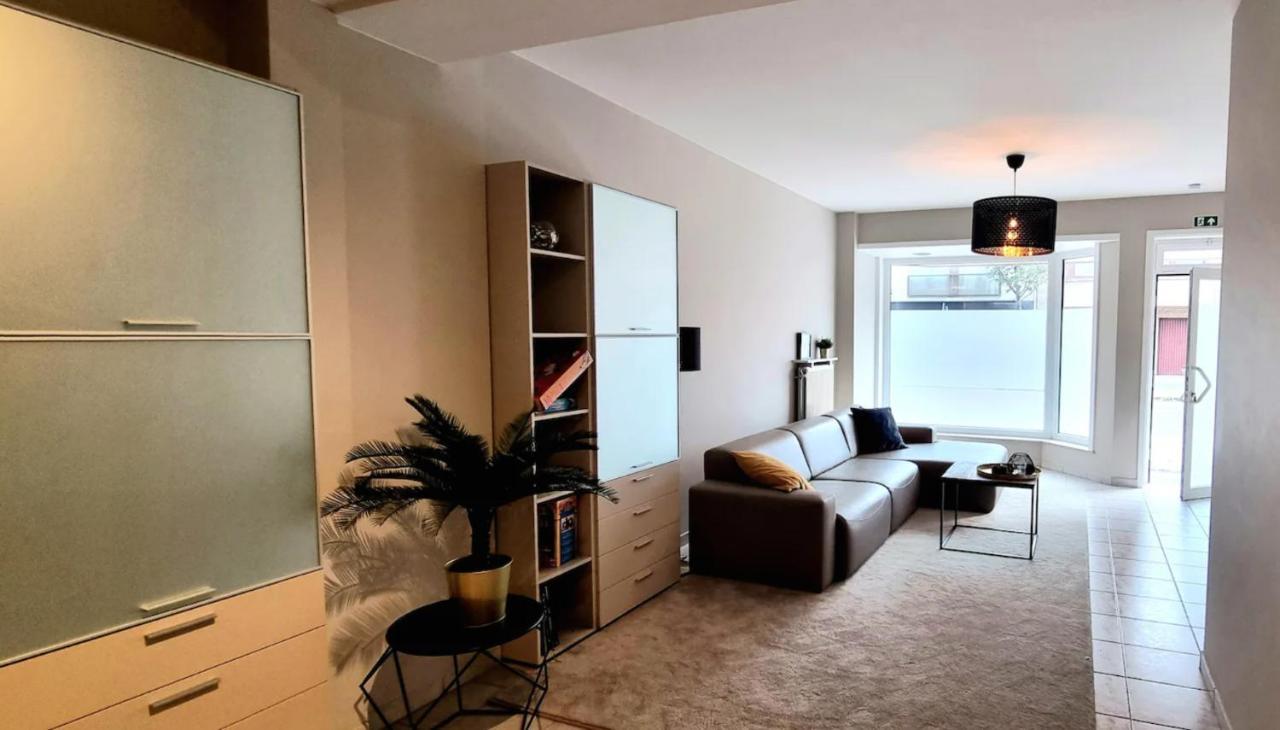 Familie Appartement Hartje Knokke Met Optie Parking Bagian luar foto