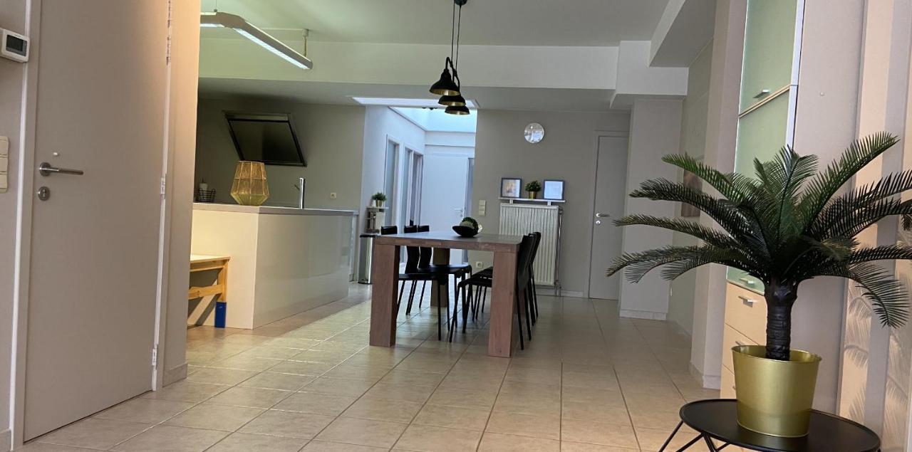 Familie Appartement Hartje Knokke Met Optie Parking Bagian luar foto